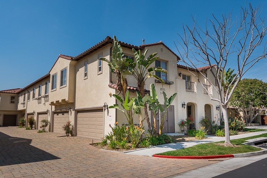 Chula Vista (Chula Vista, CA 91915) condo sold - representing buyer