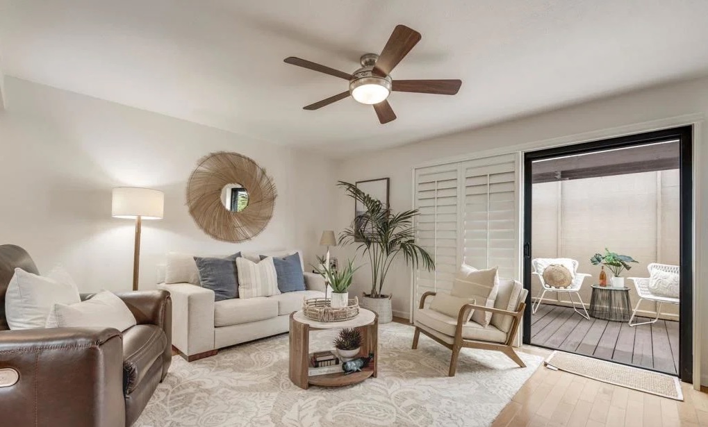 La Jolla, CA 92037 condo sold - representing buyer