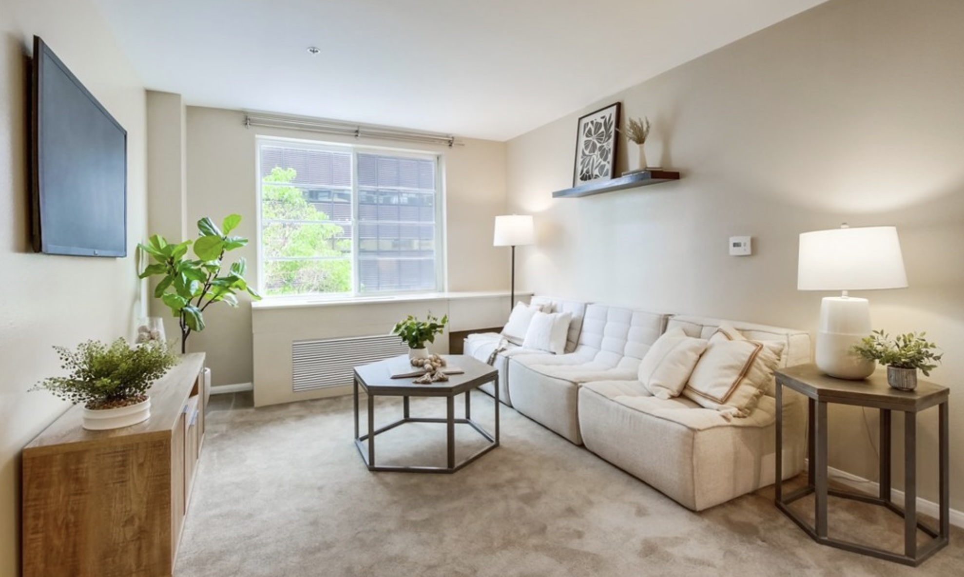Downtown, San Diego, CA 92101 condo sold - representing buyer